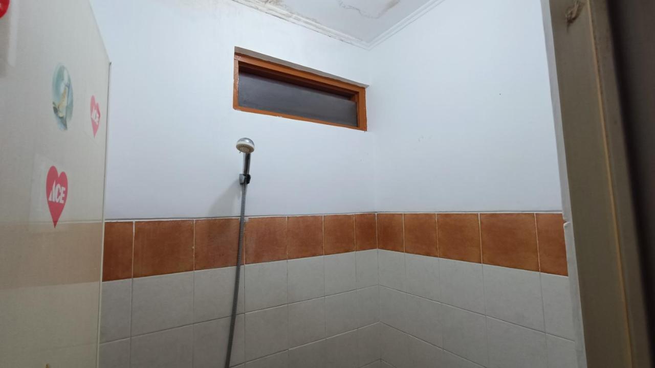 Oyo 91341 D'Phoenix Anggrek Syariah Residence Джакарта Экстерьер фото