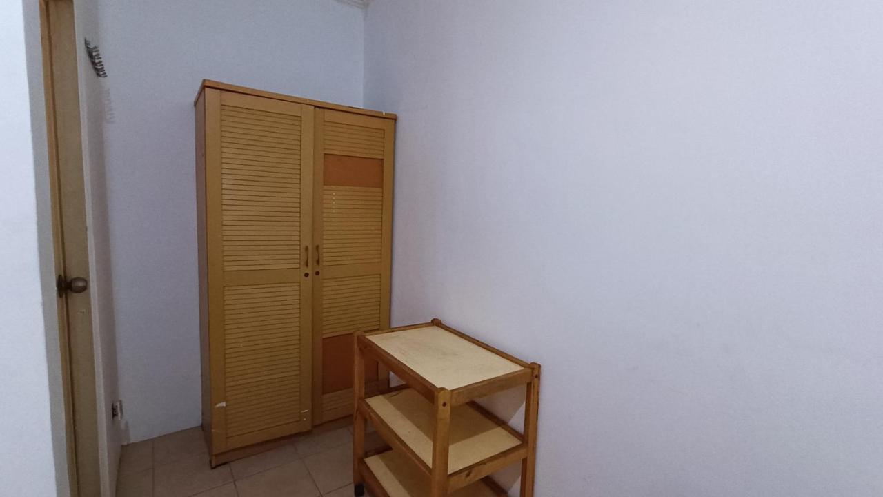 Oyo 91341 D'Phoenix Anggrek Syariah Residence Джакарта Экстерьер фото